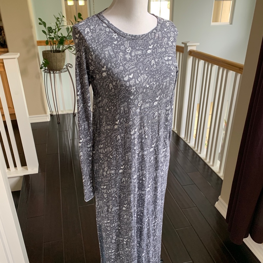 Frank & Eileen long sleeve maxi dress size small
